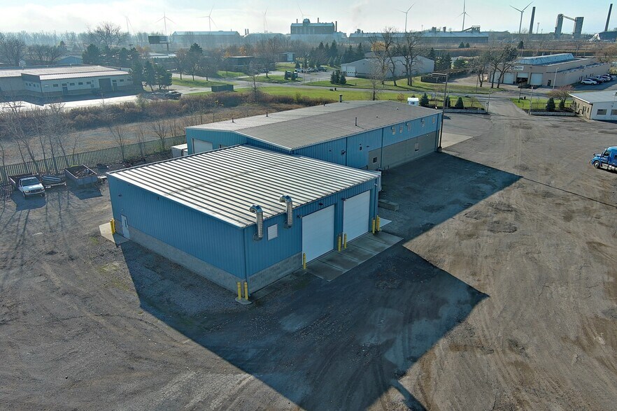 More Photos Of 70 N Gates Ave, Buffalo Truck Terminal For Lease