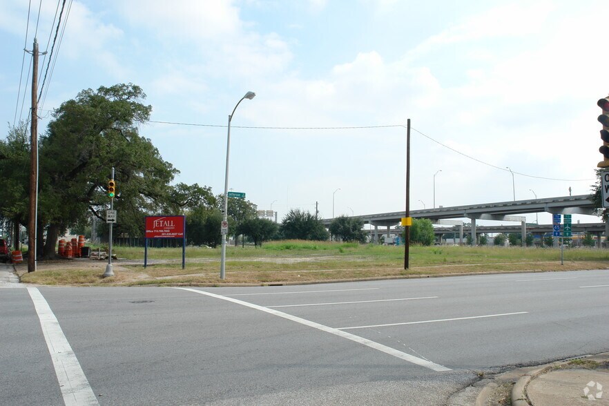 More Photos Of Block 360, SSBB, Houston Land For Sale