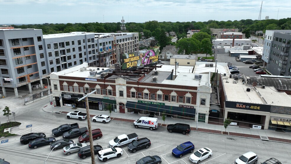 More Photos Of 7425-7433 Broadway St, Kansas City Storefront Retail Office For Lease