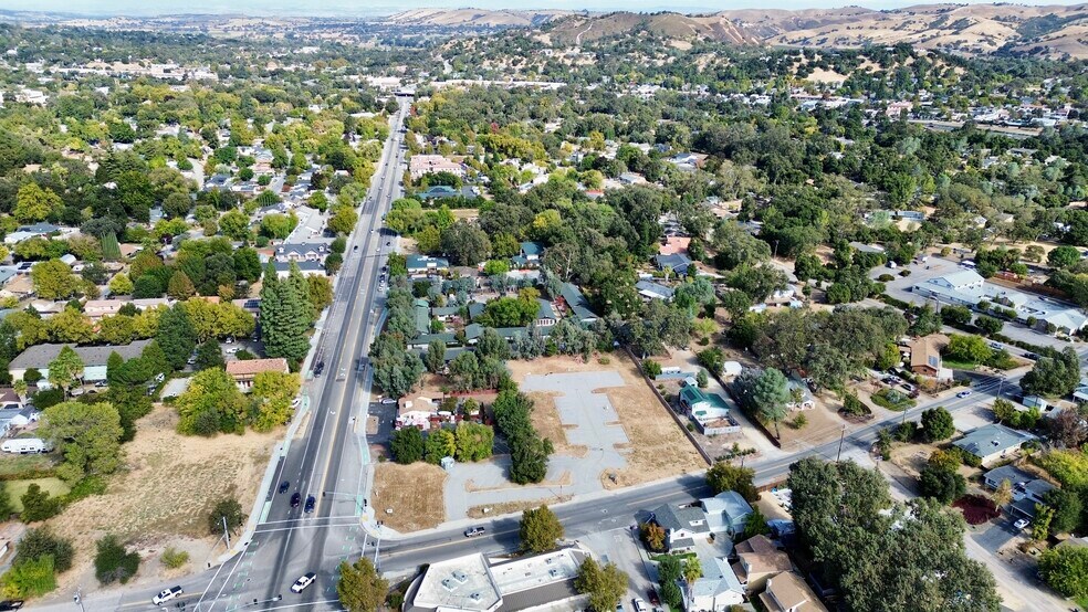 More Photos Of 7955 Morro Rd, Atascadero Apartments For Sale