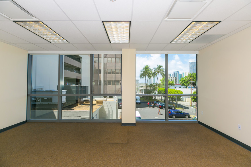 More Photos Of 1314 S king St, Honolulu Medical For Lease
