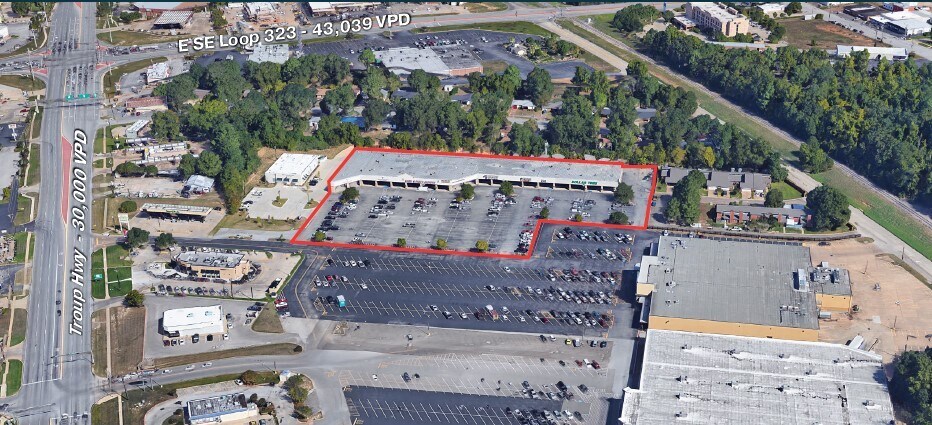 More Photos Of 3826-3900 Troup Hwy, Tyler Storefront For Lease