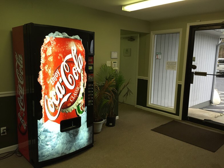 More Photos Of 4607 Charlotte Hwy, Clover Office For Lease