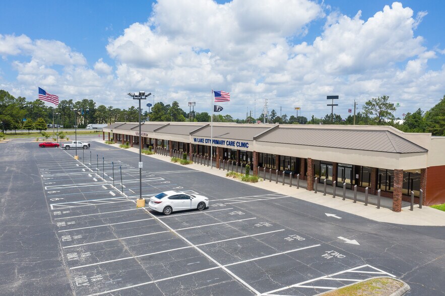 More Photos Of I-75 @ I-75 & U.S. 90, Lake City Unknown For Lease
