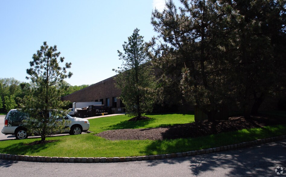 More Photos Of 10A Bloomfield Ave, Pine Brook Light Distribution For Lease