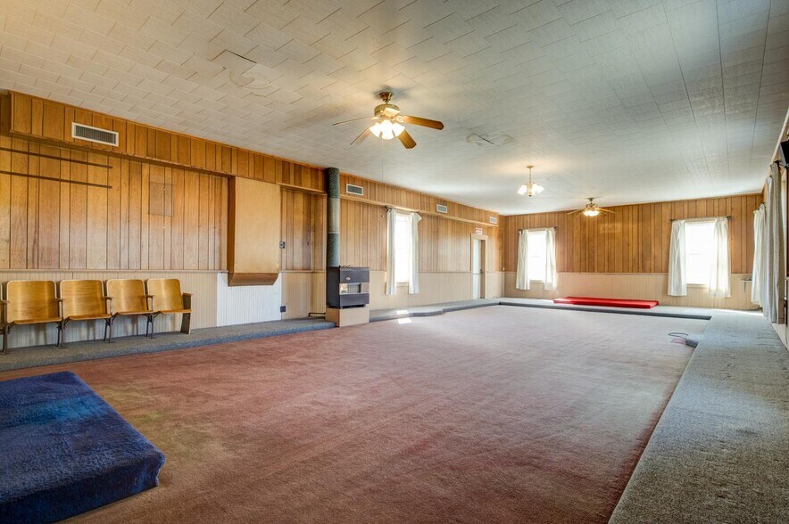 More Photos Of 7672 S Shingle Rd, Shingle Springs General Retail For Sale
