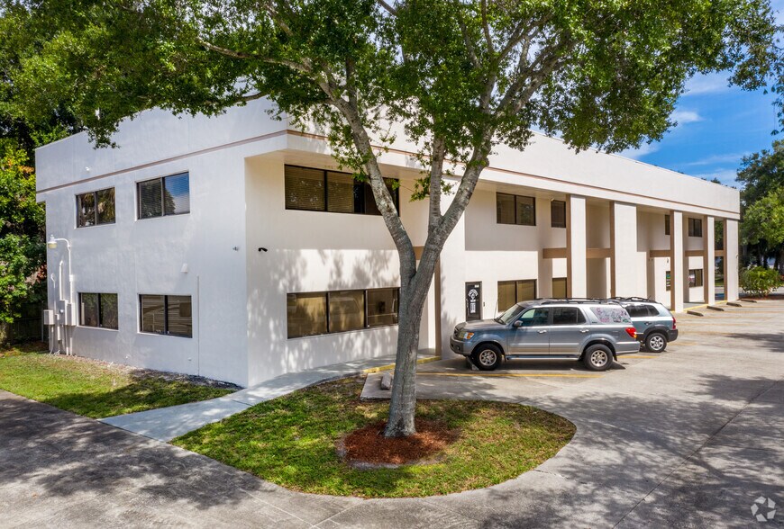 More Photos Of 6565 N 44th St, Pinellas Park Unknown For Lease