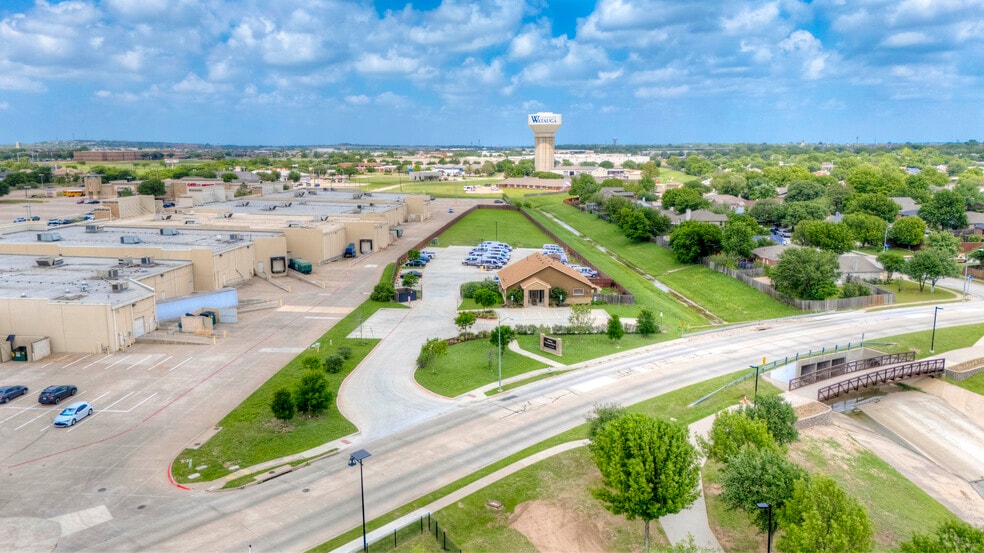 Primary Photo Of 5805 Starnes Rd, Watauga Office For Sale