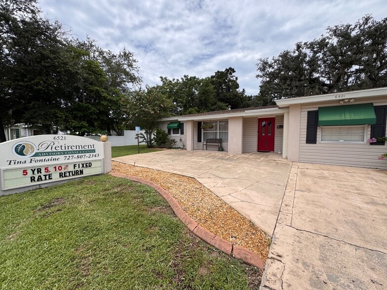 More Photos Of 6521 Main St, New Port Richey Office For Sale