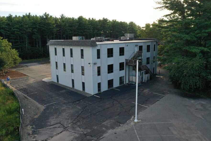 More Photos Of 49 Plain St, North Attleboro Medical For Sale