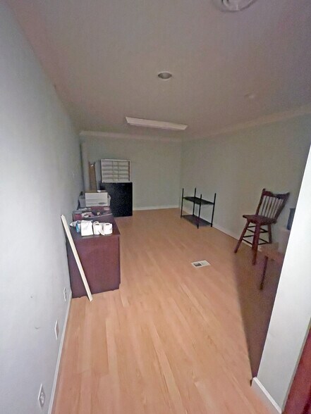 More Photos Of 5512 Godfrey Rd, Godfrey Office For Lease