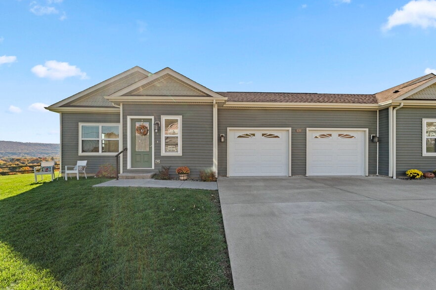 More Photos Of 501 E Franklin St, Endicott Apartments For Sale