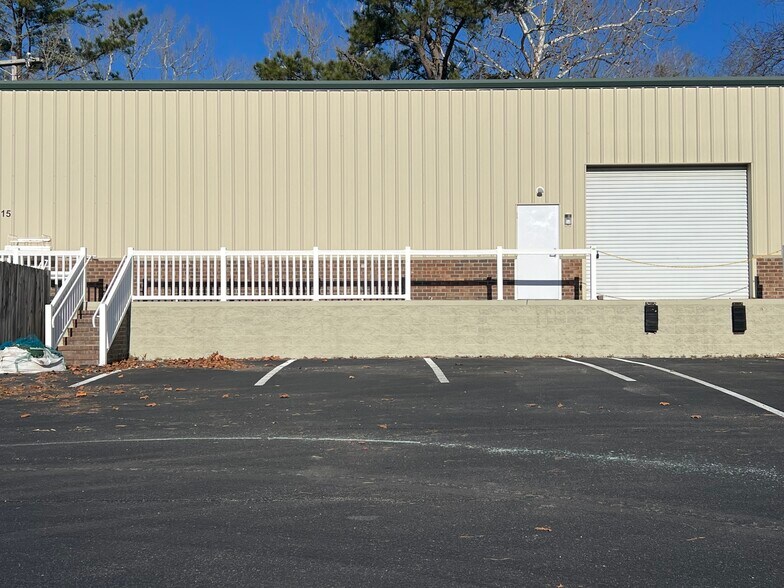 More Photos Of 4315 Magnum St, Little River Warehouse For Lease