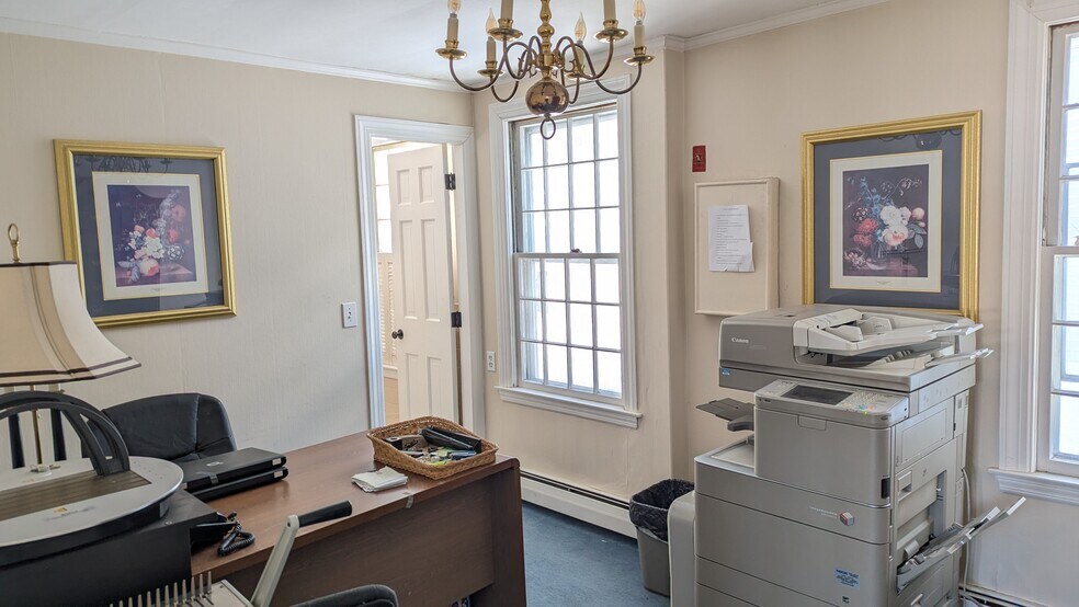 More Photos Of 356 Boston Post Rd, Sudbury Office For Sale