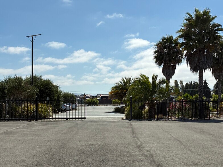More Photos Of 2200 Central St, Richmond Land For Lease