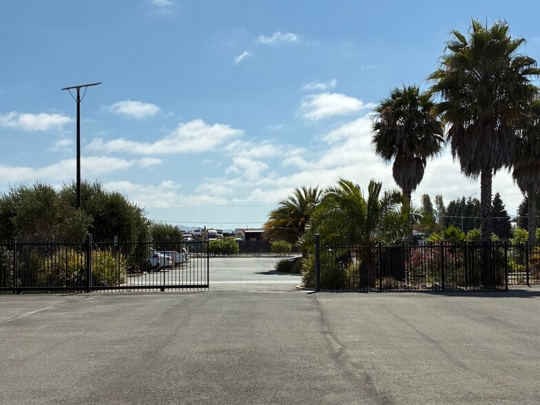 More Photos Of 2200 Central St, Richmond Land For Lease