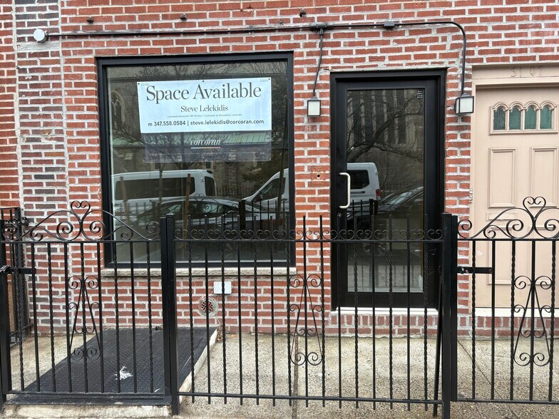 More Photos Of 3107 37th St, Astoria General Retail For Lease