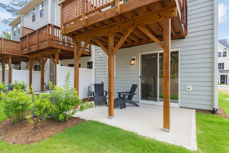 More Photos Of 1007 Blackthorn Ln, Durham Apartments For Sale