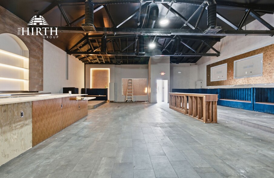 More Photos Of 1612-1616 N Cahuenga Blvd, Hollywood Restaurant For Sale