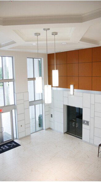 More Photos Of 2500 Weston Rd, Weston Office For Lease