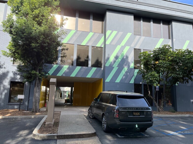 More Photos Of 11340 W Olympic Blvd, Los Angeles Office For Lease