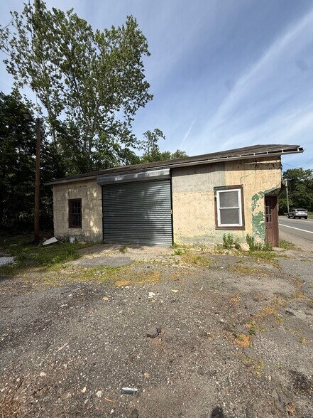 More Photos Of 276 Hamburg Tpke, Riverdale Industrial For Sale