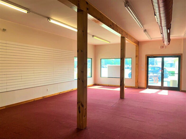 More Photos Of 369 Mansion St, West Coxsackie Freestanding For Sale