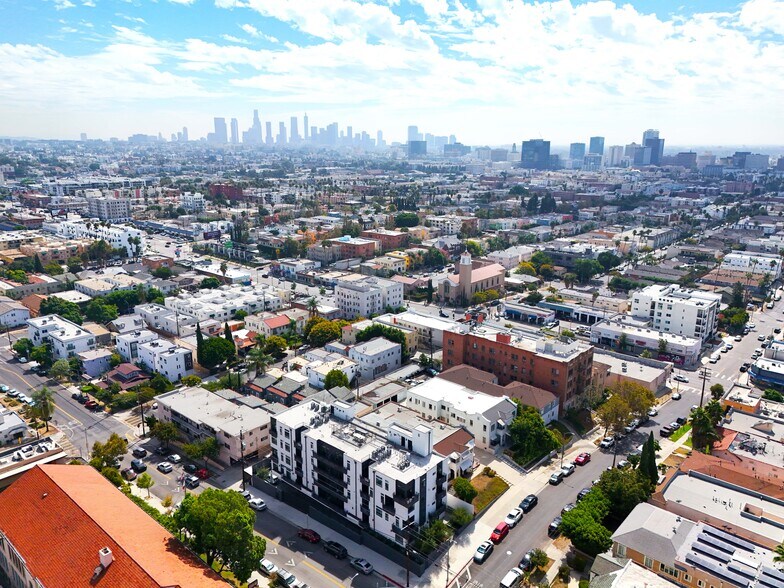 More Photos Of 328 N Mariposa Ave, Los Angeles Apartments For Sale