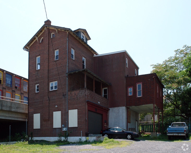 More Photos Of 359 W Tilghman St, Allentown Warehouse For Sale