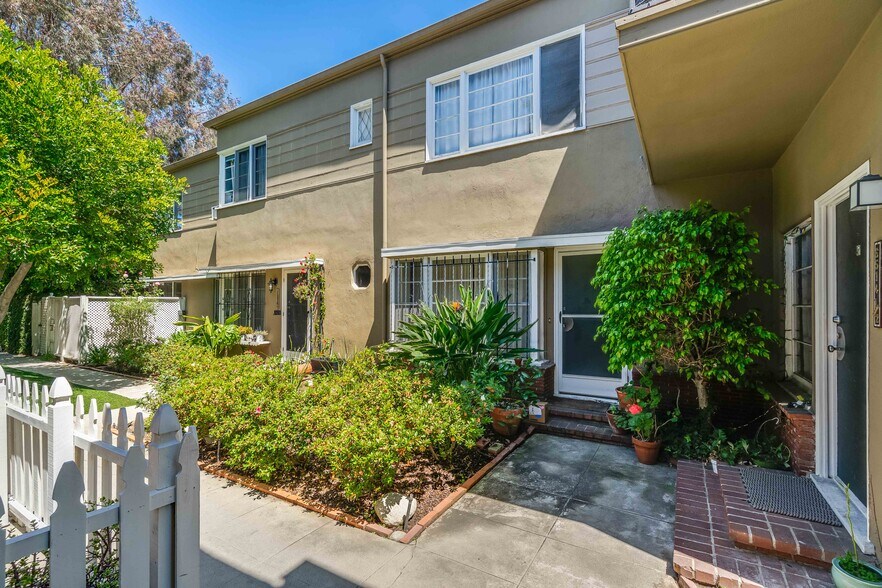 More Photos Of 6512 W Olympic Blvd, Los Angeles Apartments For Sale