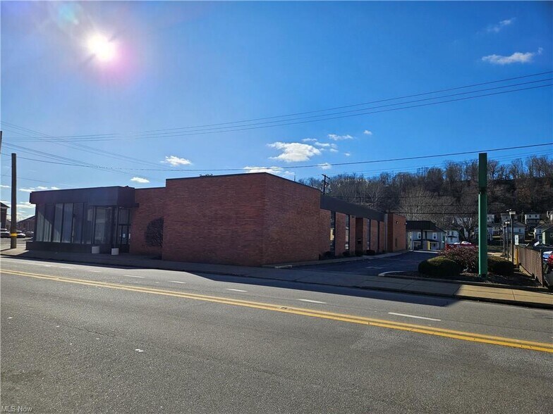 More Photos Of 3265 Main St, Weirton Bank For Sale