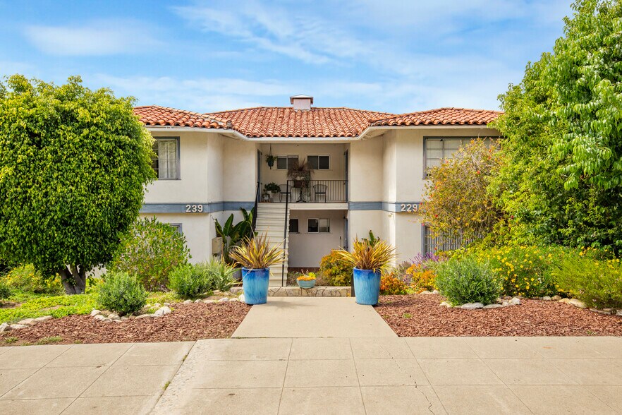 More Photos Of 229 Palos Verdes Dr W, Palos Verdes Estates Multifamily For Sale