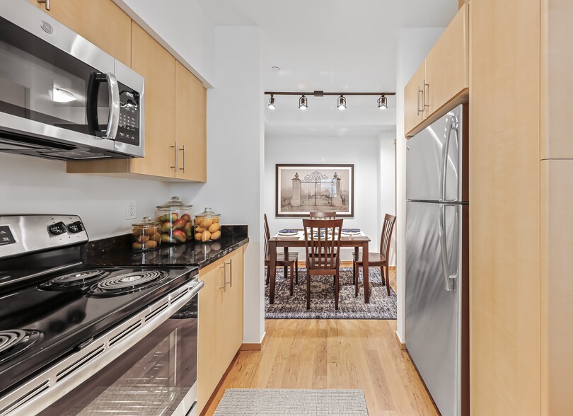 More Photos Of 1133 Lake Washington Blvd, Renton Apartments For Lease