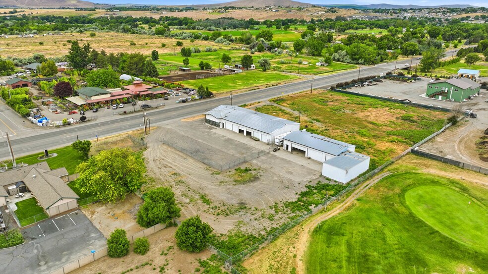 More Photos Of 2676 Van Giesen St, Richland Industrial For Sale