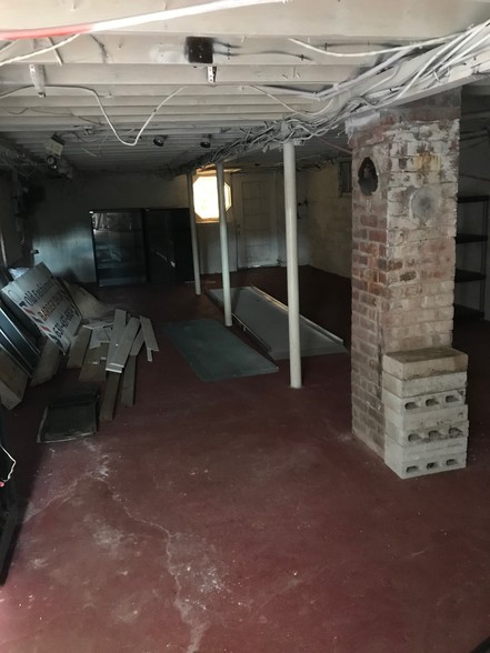 More Photos Of 760-764 Middle Country Rd, Selden General Retail For Lease