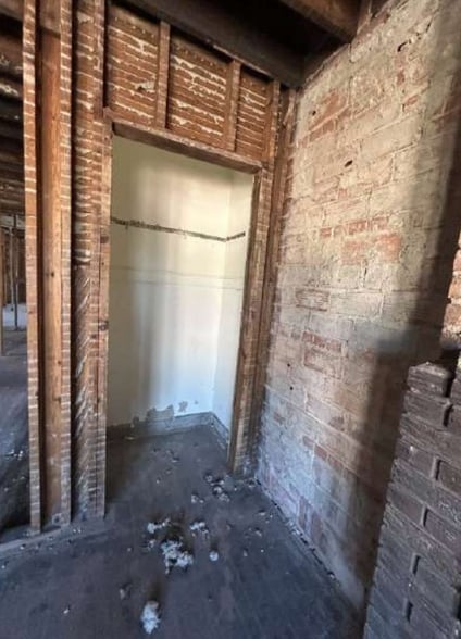 More Photos Of 701-711 W Wyoming Ave, Lockland Apartments For Sale