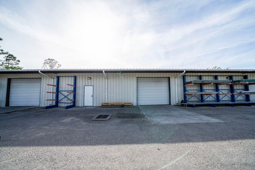 More Photos Of 25451 Fortran Dr, Punta Gorda Warehouse For Sale
