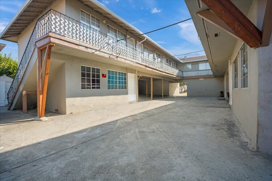 More Photos Of 1101 Tilton Ave, San Mateo Apartments For Sale