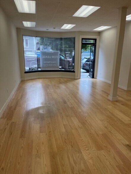 More Photos Of 1634-1642 Irving St, San Francisco Storefront Retail Residential For Lease