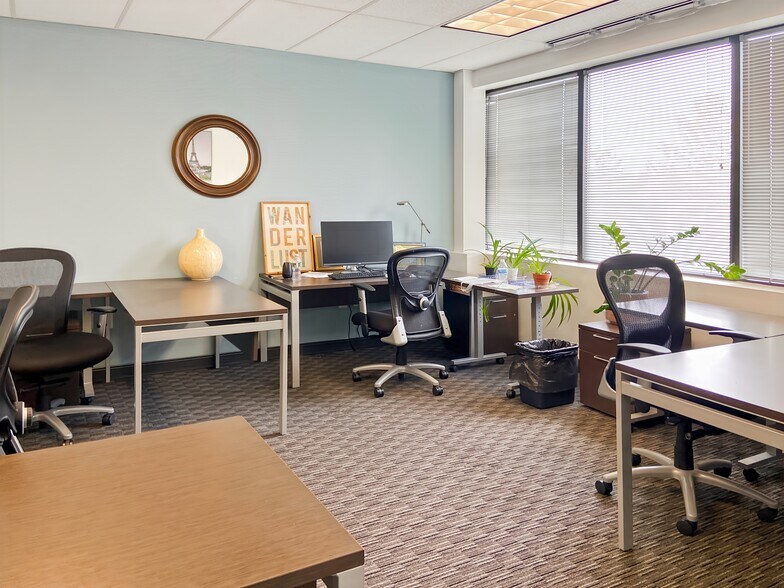 More Photos Of 325 Sentry Pky W, Blue Bell Coworking Space