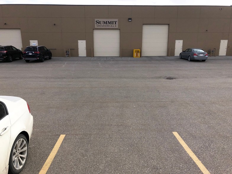 More Photos Of 11651 40th St SE, Calgary Warehouse For Lease