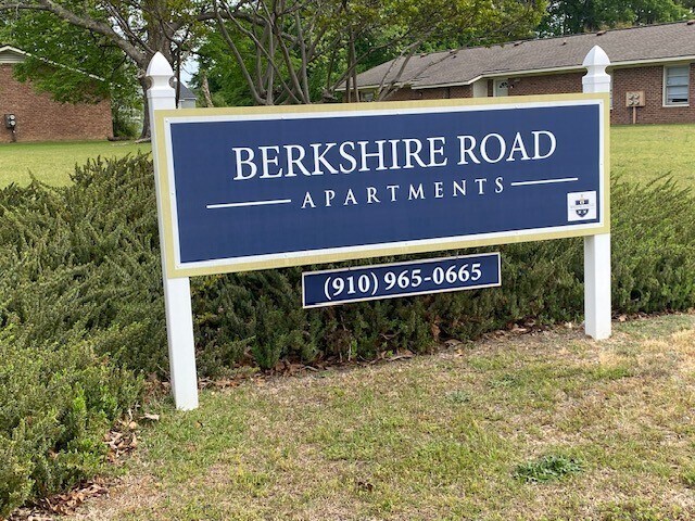 More Photos Of 1133-1144 Berkshire Rd, Fayetteville Apartments For Sale