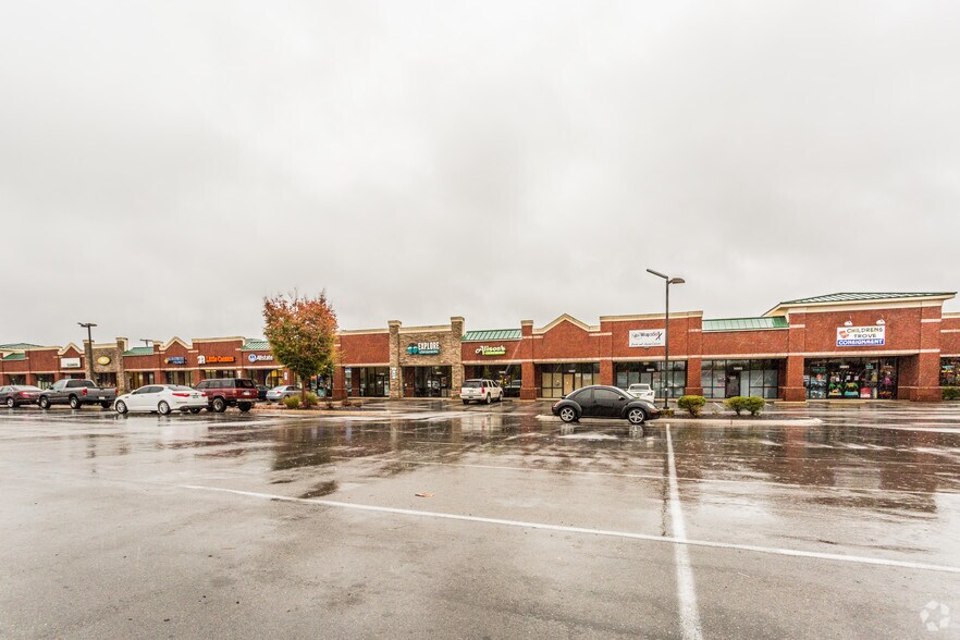 More Photos Of 14799-14833 Lebanon Rd, Old Hickory Freestanding For Lease
