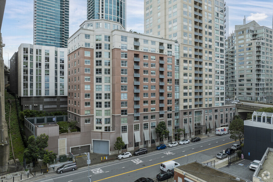 Primary Photo Of 400 Beale St, San Francisco Multifamily For Sale