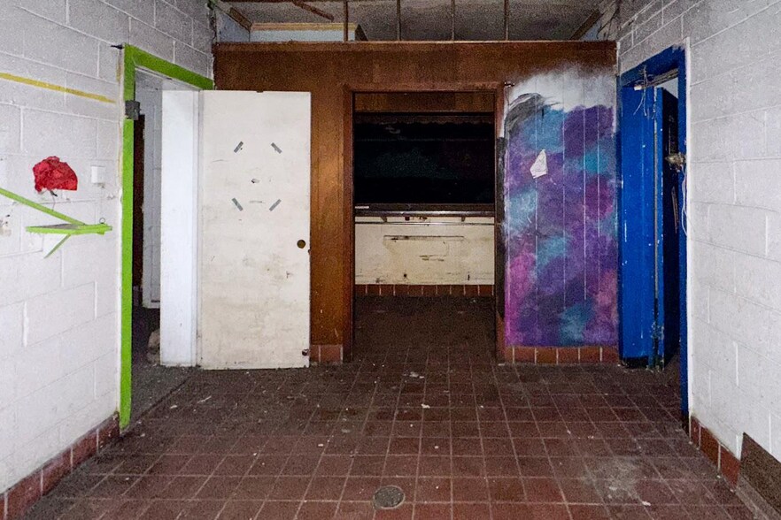 More Photos Of 678 Florence St, Camden Daycare Center For Sale