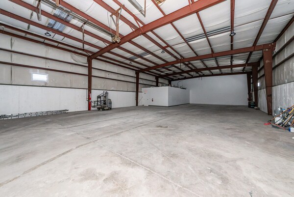 More Photos Of 3567 Meeting Street Rd, North Charleston Unknown For Lease