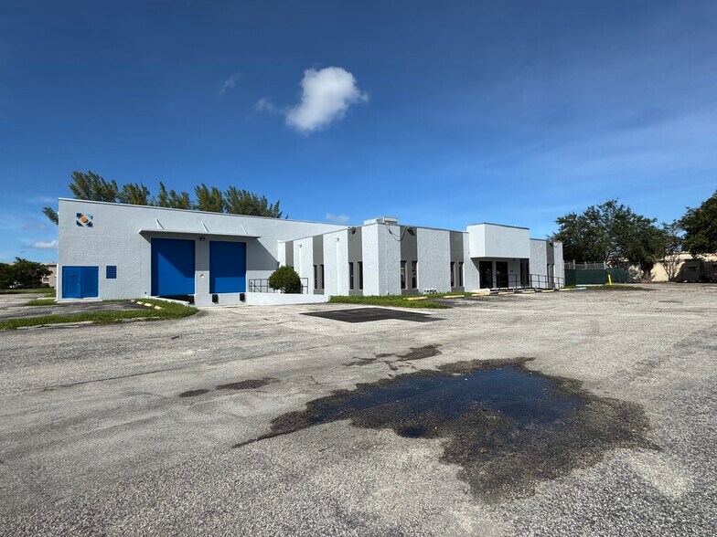 More Photos Of 1280 SW 27th Ave, Pompano Beach Warehouse For Lease