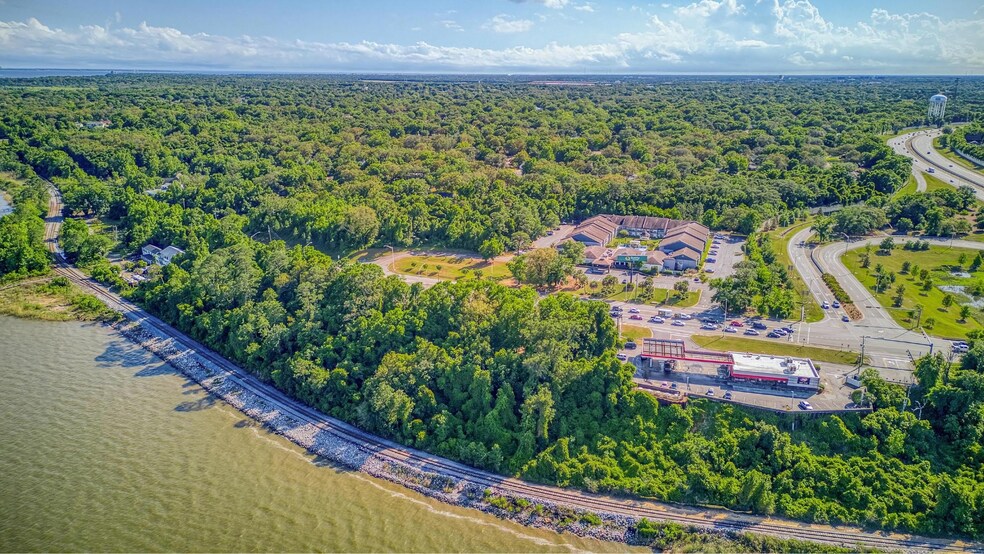 More Photos Of 7599 Scenic Hwy, Pensacola Land For Sale