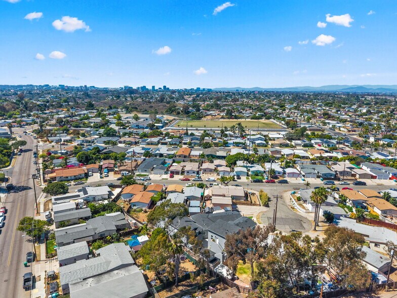More Photos Of 4864 Fond du Lac Ct, San Diego Apartments For Sale