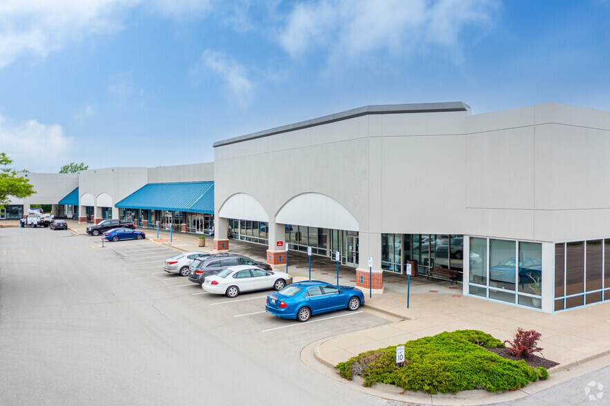 More Photos Of 1025 N 3rd St, Lawrence General Retail For Lease